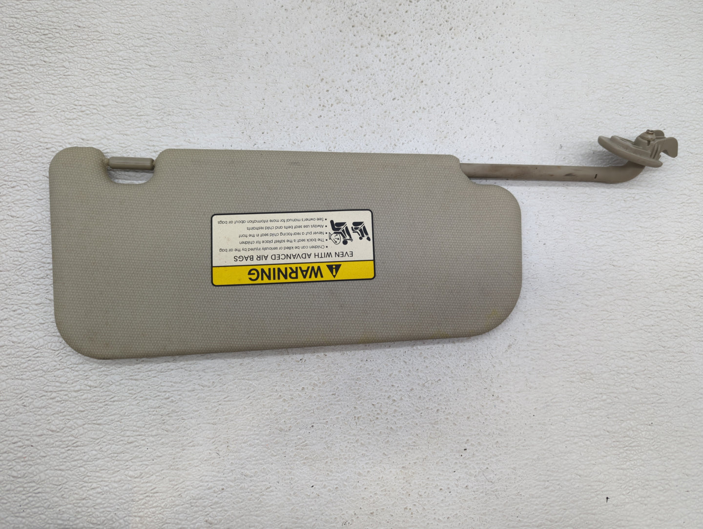 2015-2019 Kia Soul Sun Visor Shade Replacement Driver Left Mirror Fits Fits 2015 2016 2017 2018 2019 OEM Used Auto Parts - O