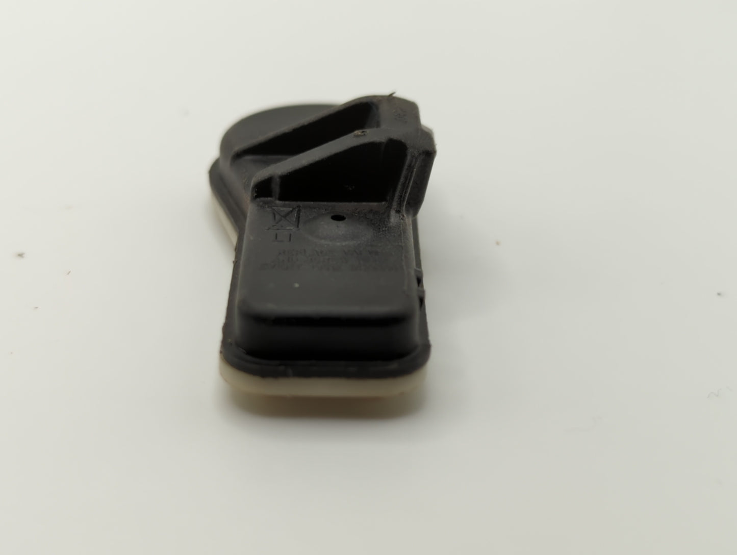 2016 Kia Soul Tire Pressure Monitoring System Sensor Tpms - Oemusedautoparts1.com