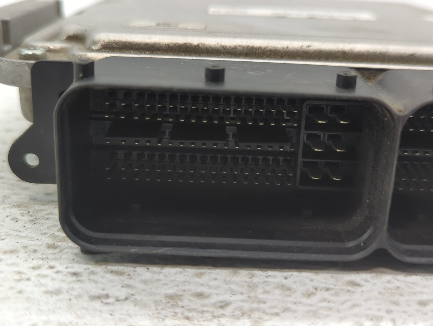 2016 Kia Soul PCM Engine Control Computer ECU ECM PCU OEM P/N:39110-2BSG3 39110-2BSE8 Fits OEM Used Auto Parts - Oemusedauto