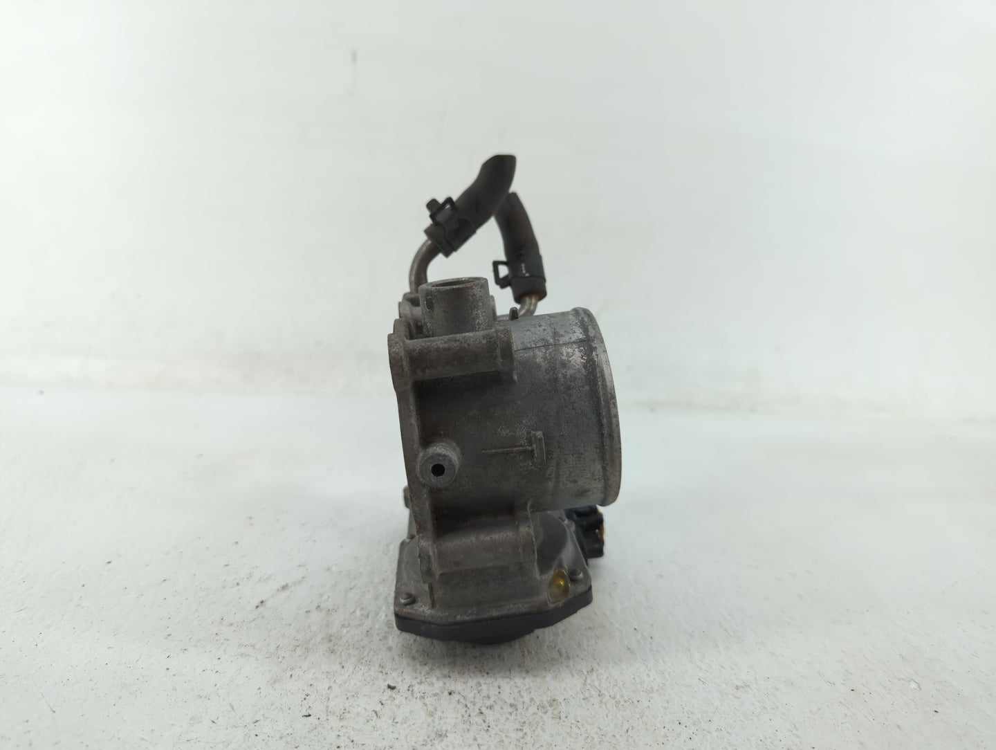 2014-2019 Kia Soul Throttle Body P/N:35100-2E000 35100-2E710 Fits Fits 2011 2012 2013 2014 2015 2016 2017 2018 2019 2020 202