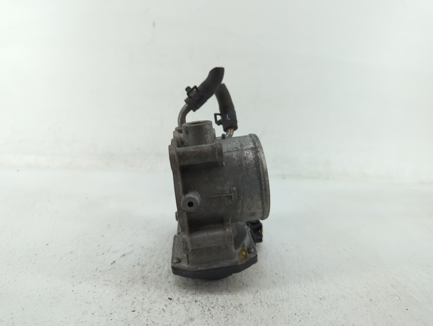 2014-2019 Kia Soul Throttle Body P/N:35100-2E000 35100-2E710 Fits Fits 2011 2012 2013 2014 2015 2016 2017 2018 2019 2020 202