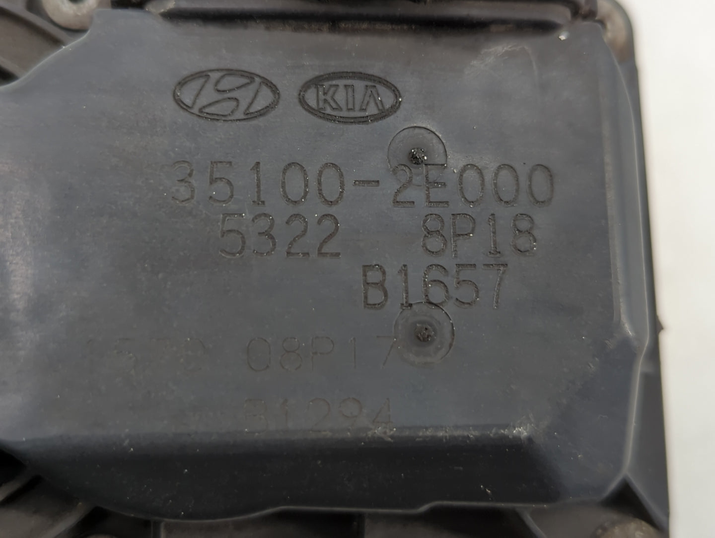 2014-2019 Kia Soul Throttle Body P/N:35100-2E000 35100-2E710 Fits Fits 2011 2012 2013 2014 2015 2016 2017 2018 2019 2020 202
