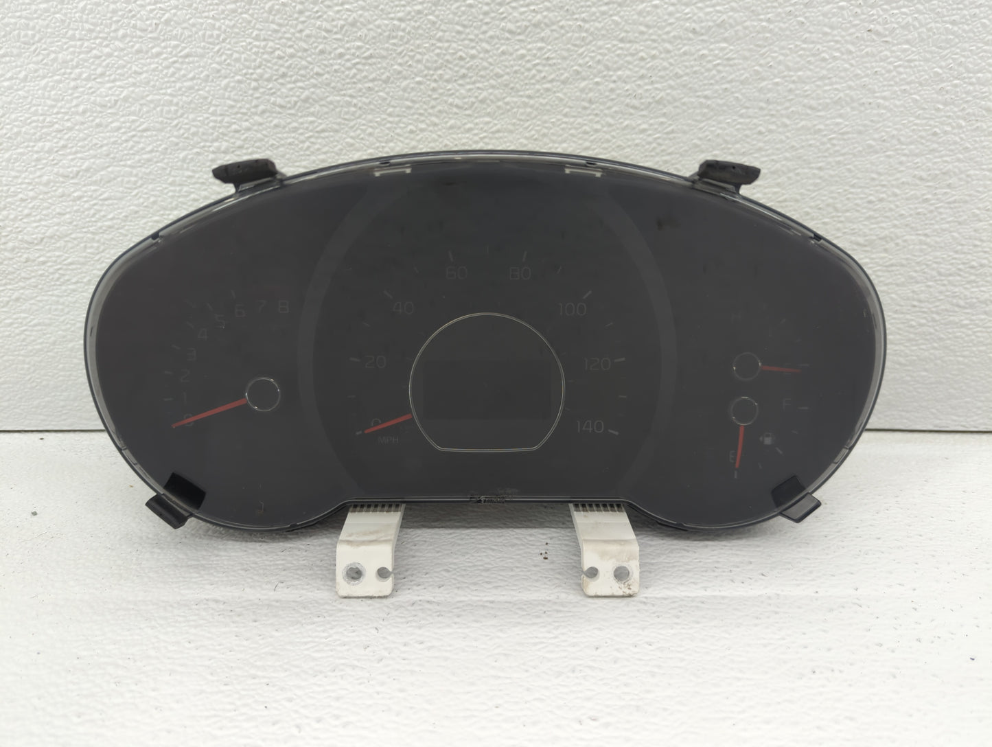 2016 Kia Soul Instrument Cluster Speedometer Gauges P/N:94006-B2630 Fits OEM Used Auto Parts - Oemusedautoparts1.com