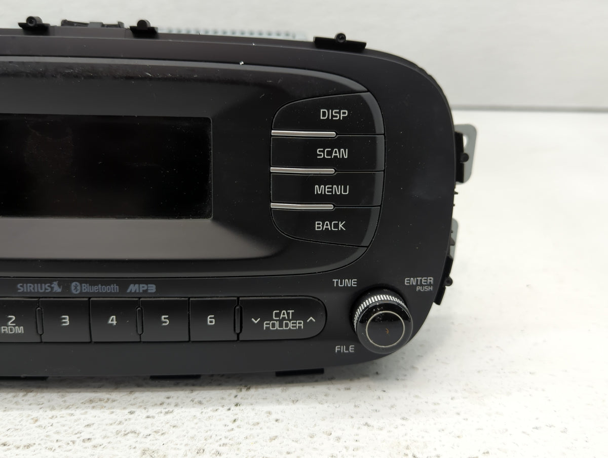 2014-2016 Kia Soul Am Fm Cd Player Radio Receiver 456842 - Oemusedautoparts1.com
