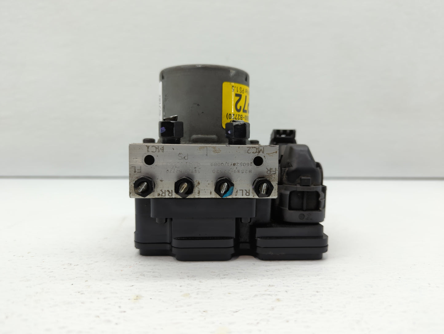 2016 Kia Soul ABS Pump Control Module Replacement P/N:58900-B2720 58920-B2720 Fits OEM Used Auto Parts - Oemusedautoparts1.c