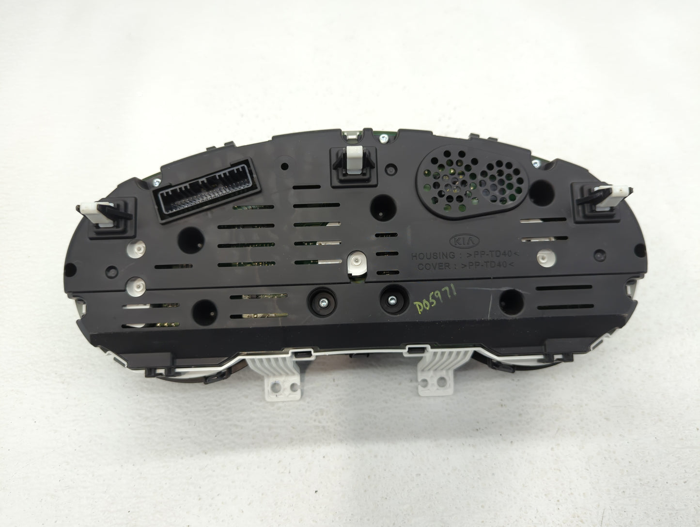 2016 Kia Soul Instrument Cluster Speedometer Gauges P/N:94006-B2630 Fits OEM Used Auto Parts - Oemusedautoparts1.com