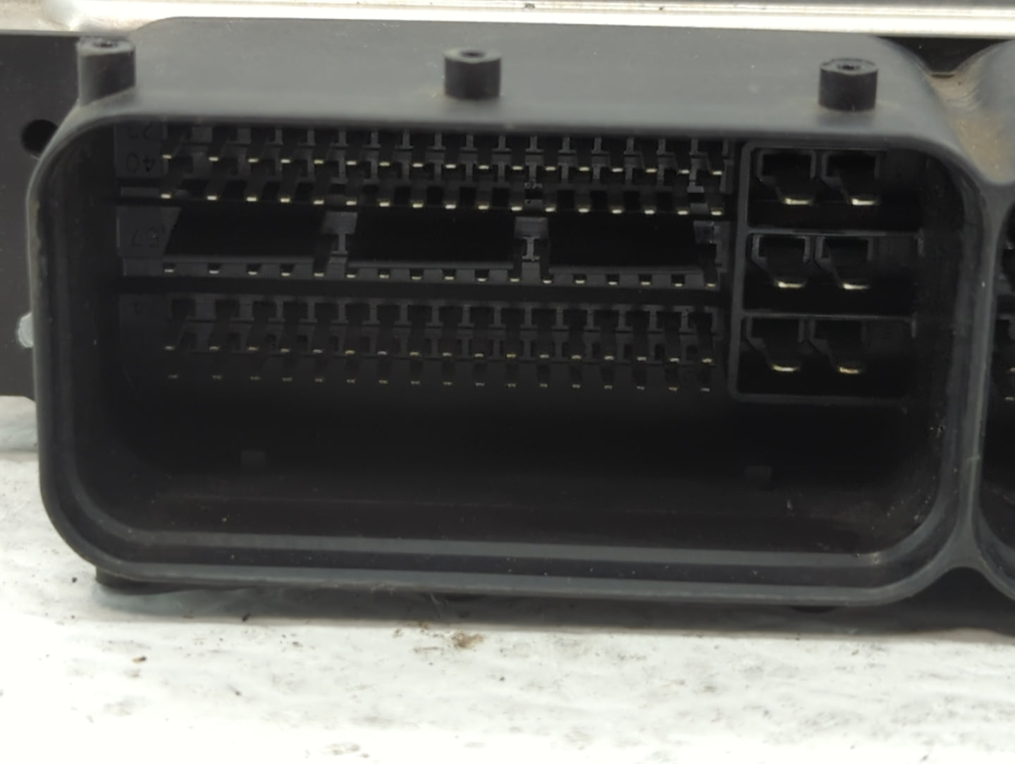 2016 Kia Soul PCM Engine Control Computer ECU ECM PCU OEM P/N:39133-2EHA7 Fits OEM Used Auto Parts - Oemusedautoparts1.com