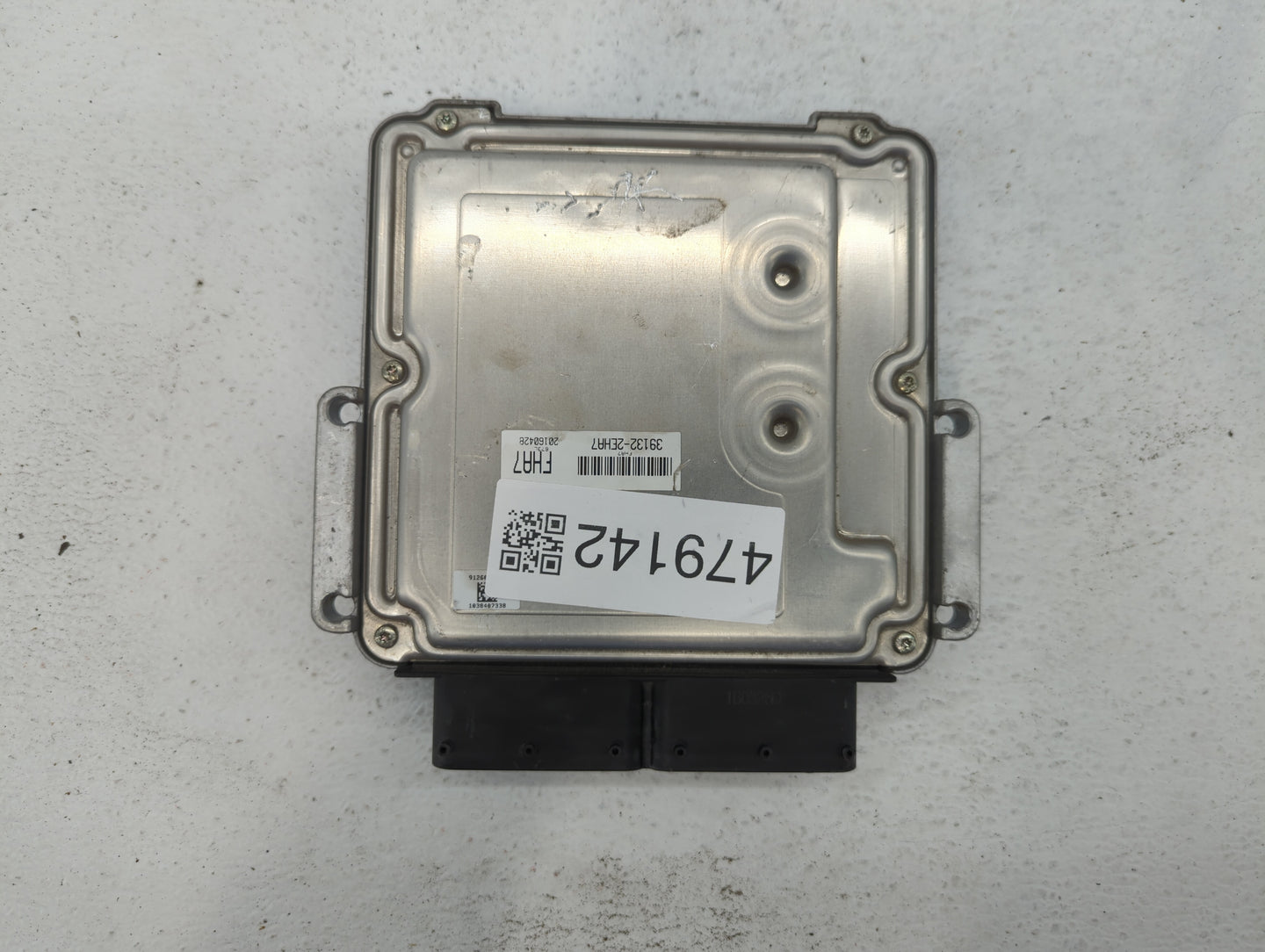 2016 Kia Soul PCM Engine Control Computer ECU ECM PCU OEM P/N:39133-2EHA8 39131-2EHA7 Fits OEM Used Auto Parts - Oemusedauto