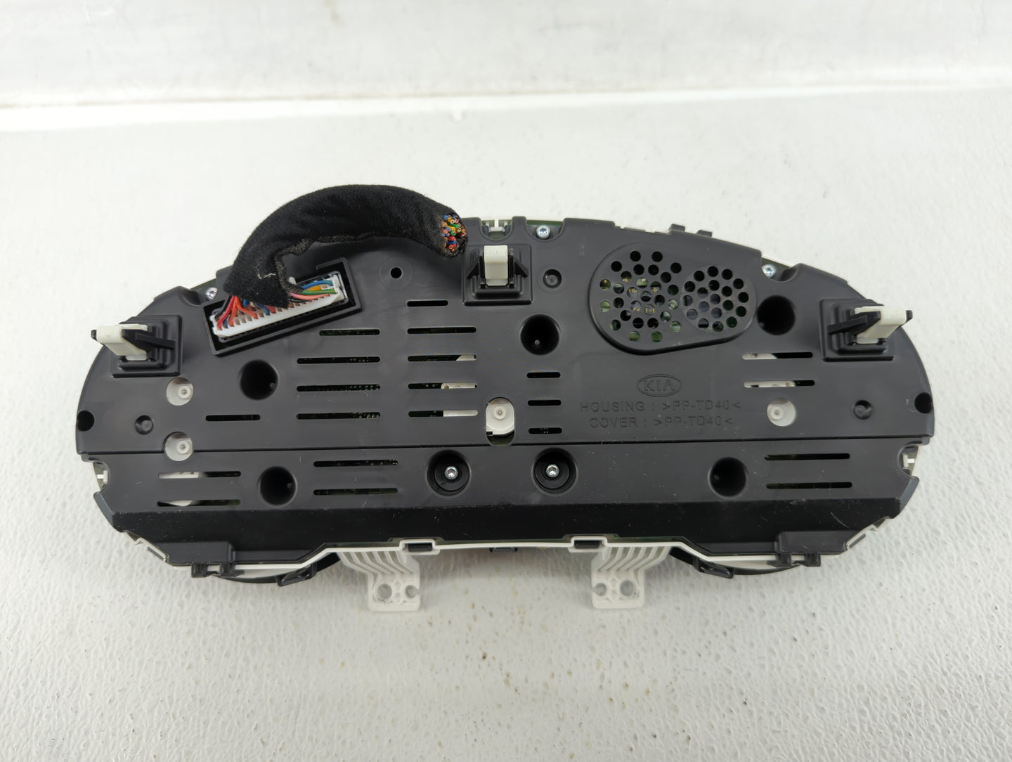 2016 Kia Soul Instrument Cluster Speedometer Gauges P/N:94006-B2600 Fits OEM Used Auto Parts - Oemusedautoparts1.com