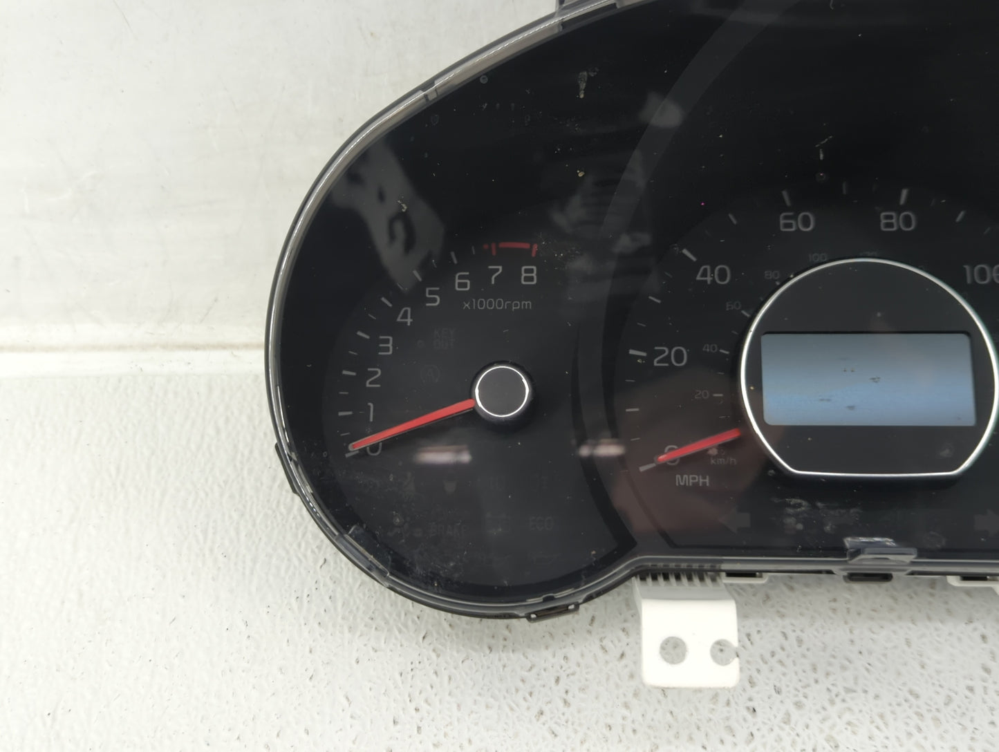 2016 Kia Soul Instrument Cluster Speedometer Gauges P/N:94006-B2600 Fits OEM Used Auto Parts - Oemusedautoparts1.com