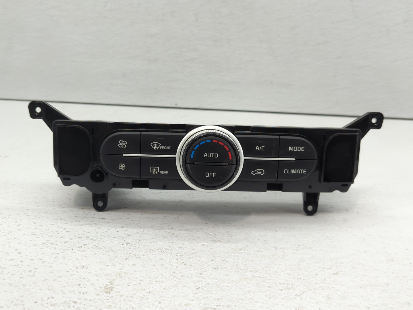 2014-2016 Kia Soul Climate Control Module Temperature AC/Heater Replacement P/N:97250-B2GQ0CA 97250-B2AS1ASB Fits OEM Used A