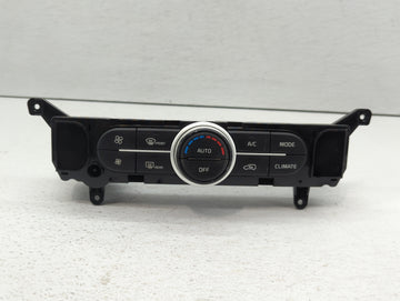 2014-2016 Kia Soul Climate Control Module Temperature AC/Heater Replacement P/N:97250-B2GQ0CA 97250-B2AS1ASB Fits OEM Used A