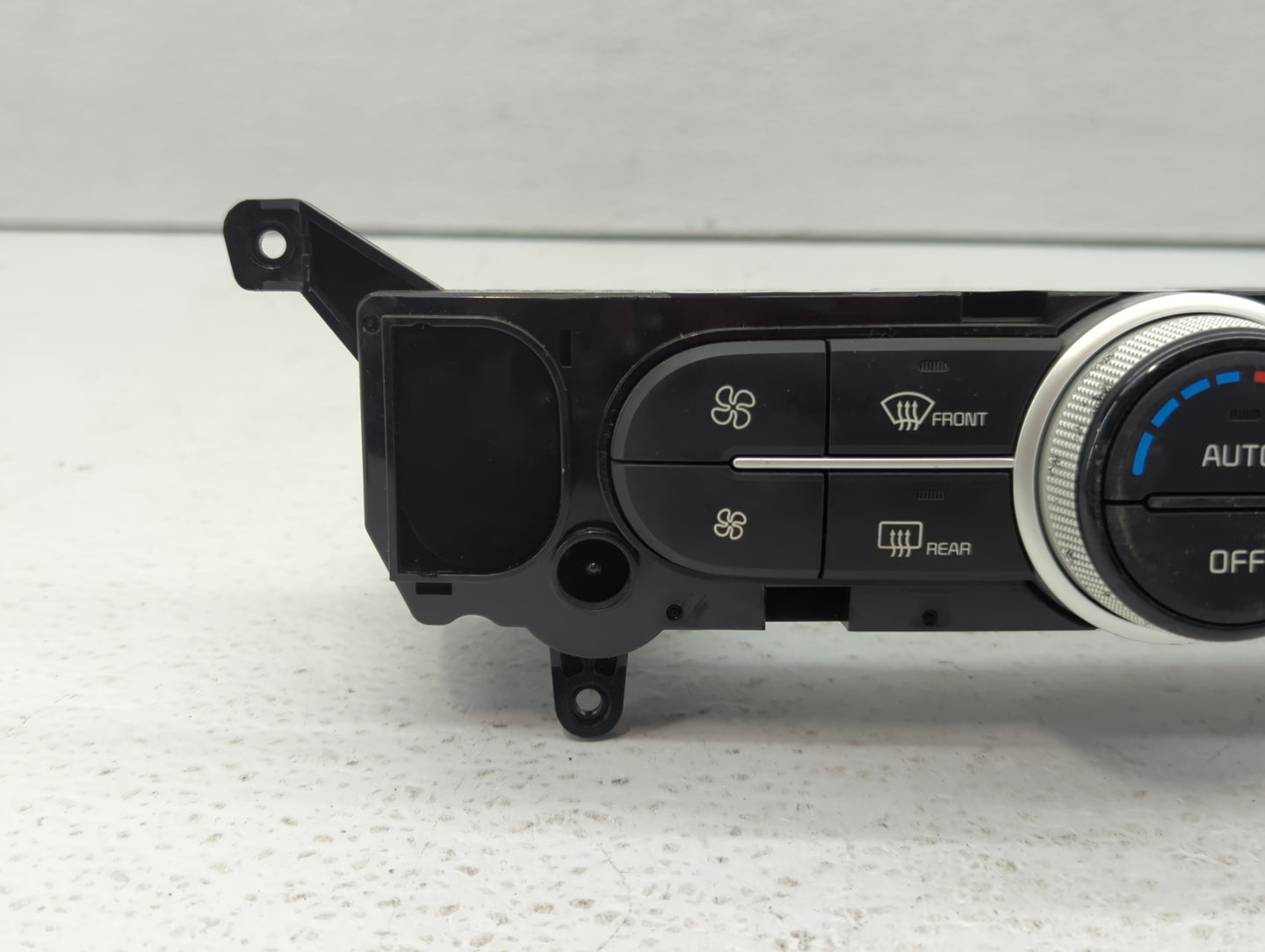 2014-2016 Kia Soul Climate Control Module Temperature AC/Heater Replacement P/N:97250-B2GQ0CA 97250-B2AS1ASB Fits OEM Used A