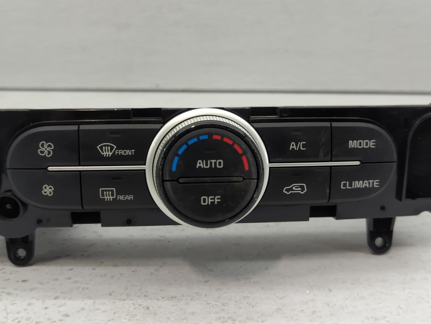 2014-2016 Kia Soul Climate Control Module Temperature AC/Heater Replacement P/N:97250-B2GQ0CA 97250-B2AS1ASB Fits OEM Used A