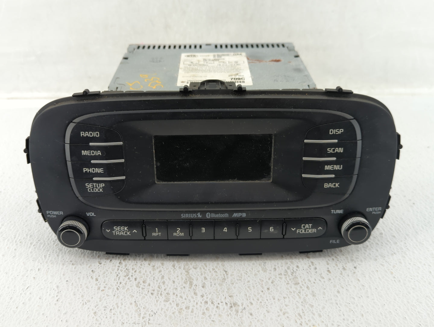 2014-2016 Kia Soul Am Fm Cd Player Radio Receiver - Oemusedautoparts1.com
