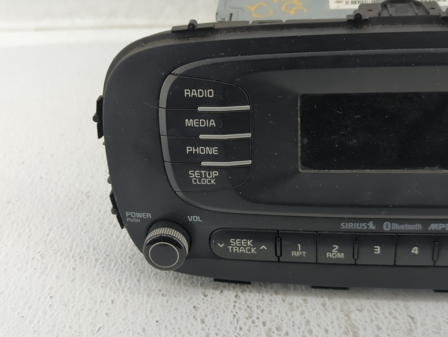 2014-2016 Kia Soul Am Fm Cd Player Radio Receiver - Oemusedautoparts1.com