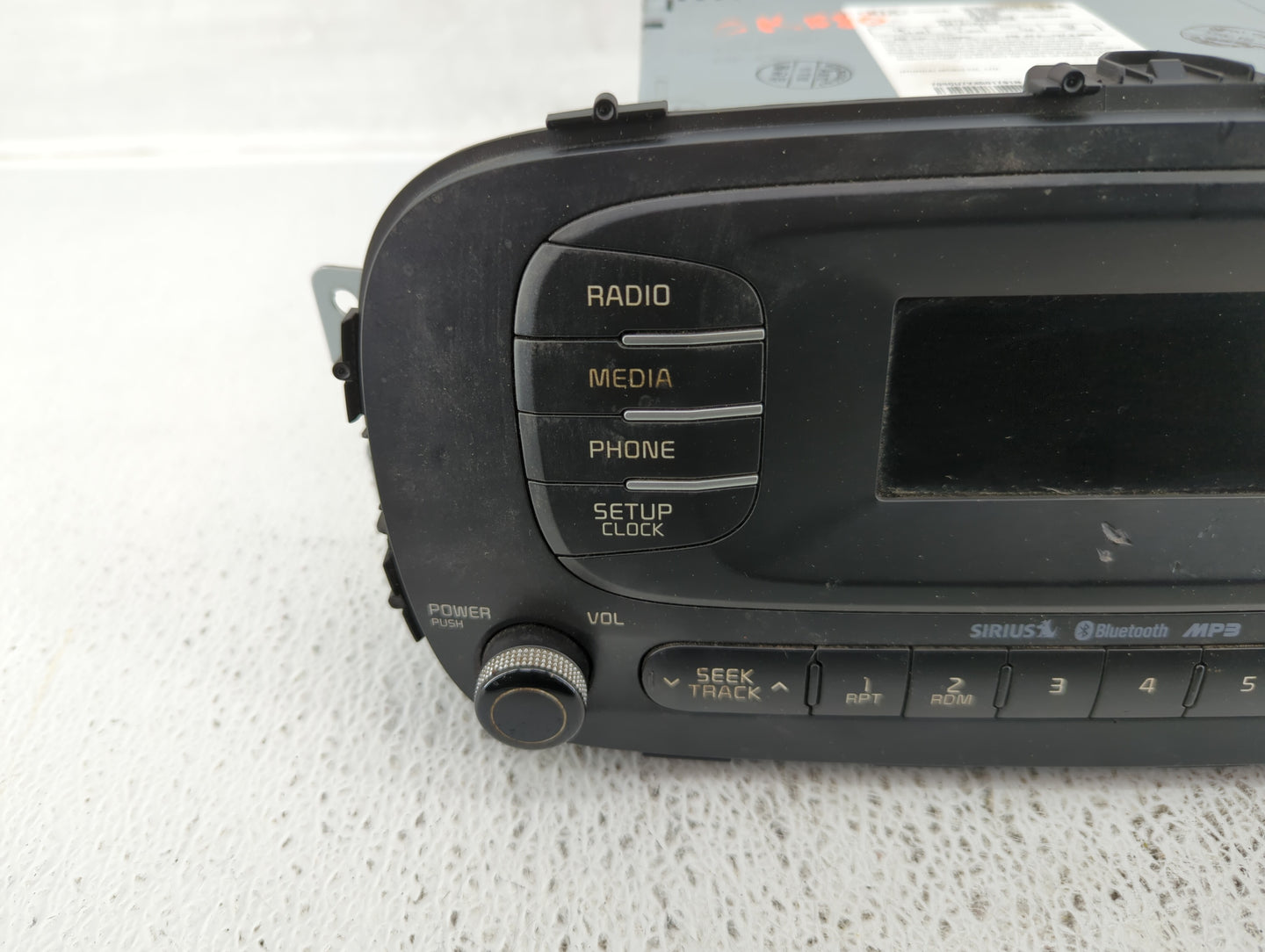 2014-2016 Kia Soul Am Fm Cd Player Radio Receiver - Oemusedautoparts1.com