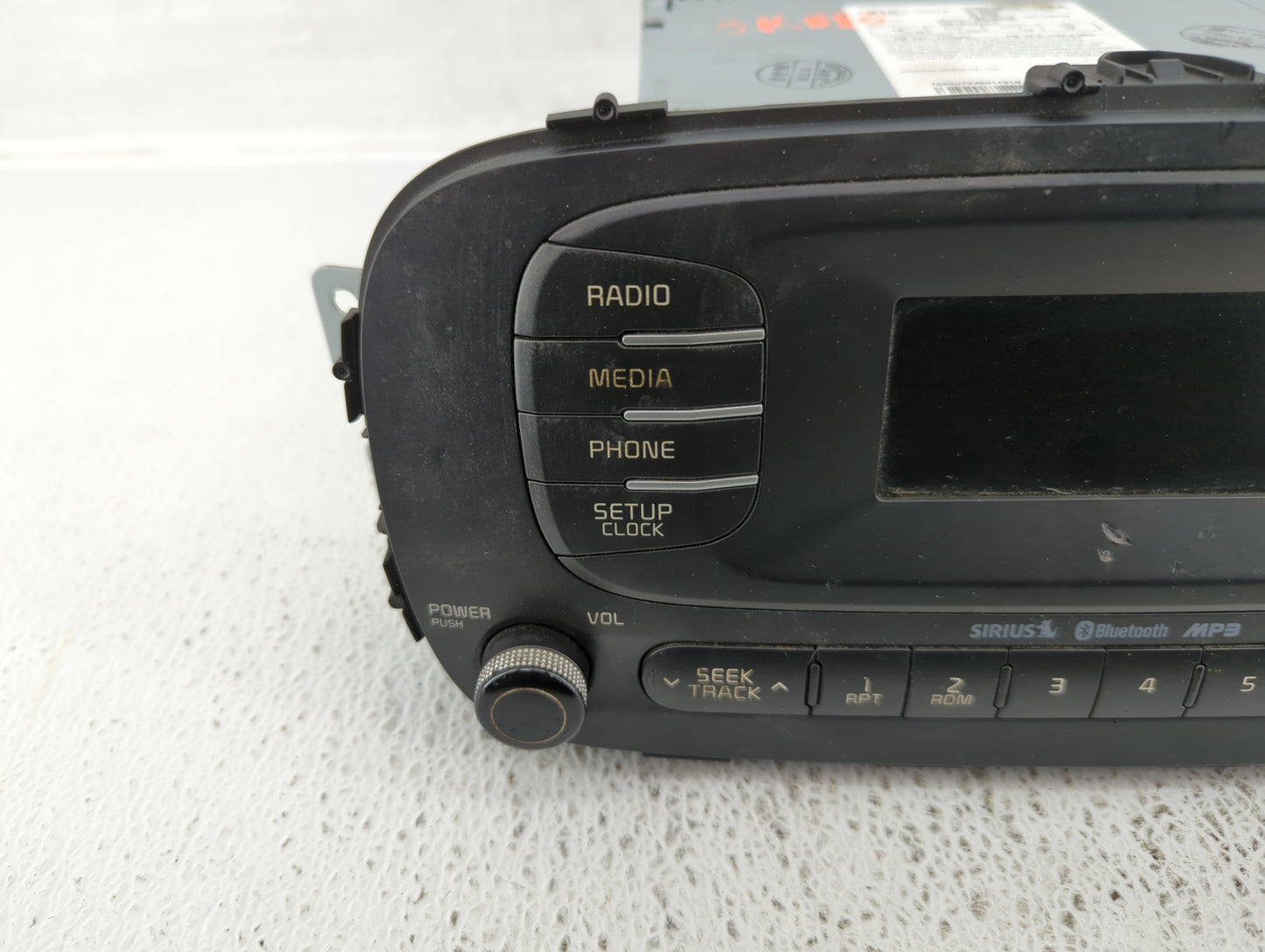 2014-2016 Kia Soul Am Fm Cd Player Radio Receiver - Oemusedautoparts1.com