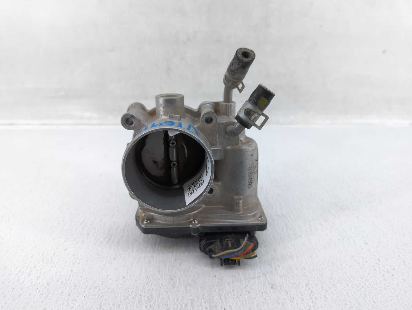 2014-2019 Kia Soul Throttle Body P/N:35100-2E000 Fits Fits 2011 2012 2013 2014 2015 2016 2017 2018 2019 2020 2021 OEM Used A