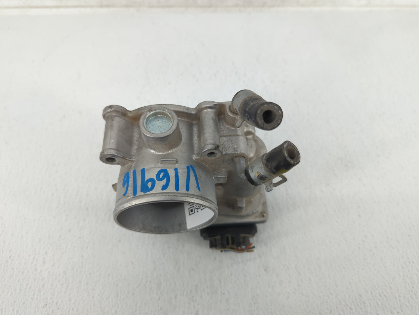 2014-2019 Kia Soul Throttle Body P/N:35100-2E000 Fits Fits 2011 2012 2013 2014 2015 2016 2017 2018 2019 2020 2021 OEM Used A