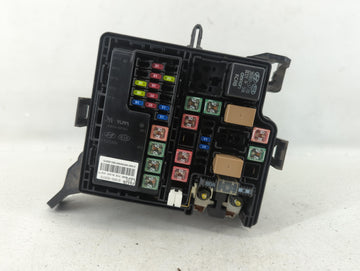2016 Kia Soul Fusebox Fuse Box Panel Relay Module P/N:91481B2310 91950-B2280, 91481B2210, 91950-B2070, 91481-B2220 Fits OEM Used Auto Parts