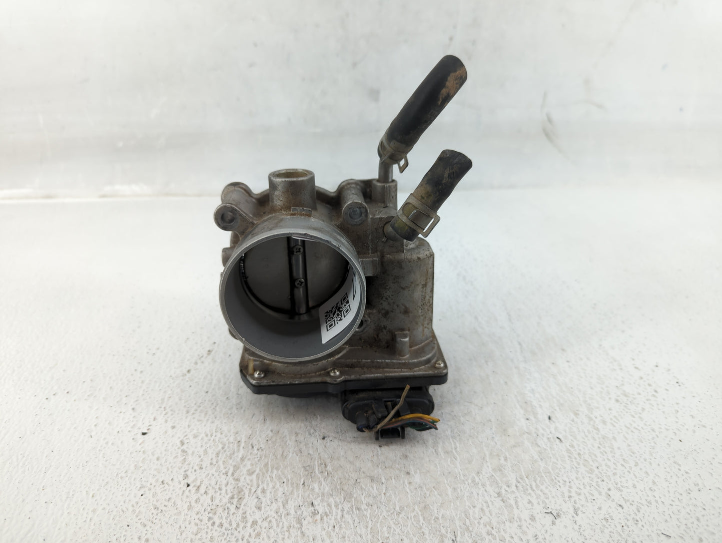 2014-2019 Kia Soul Throttle Body P/N:35100-2E000 Fits Fits 2011 2012 2013 2014 2015 2016 2017 2018 2019 2020 2021 OEM Used A