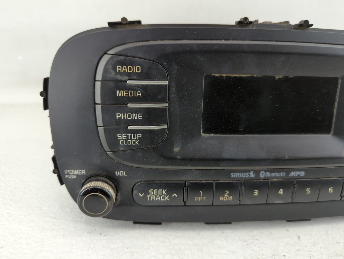 2014-2016 Kia Soul Am Fm Cd Player Radio Receiver 554479 - Oemusedautoparts1.com