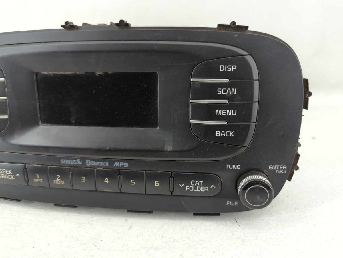 2014-2016 Kia Soul Am Fm Cd Player Radio Receiver 554479 - Oemusedautoparts1.com