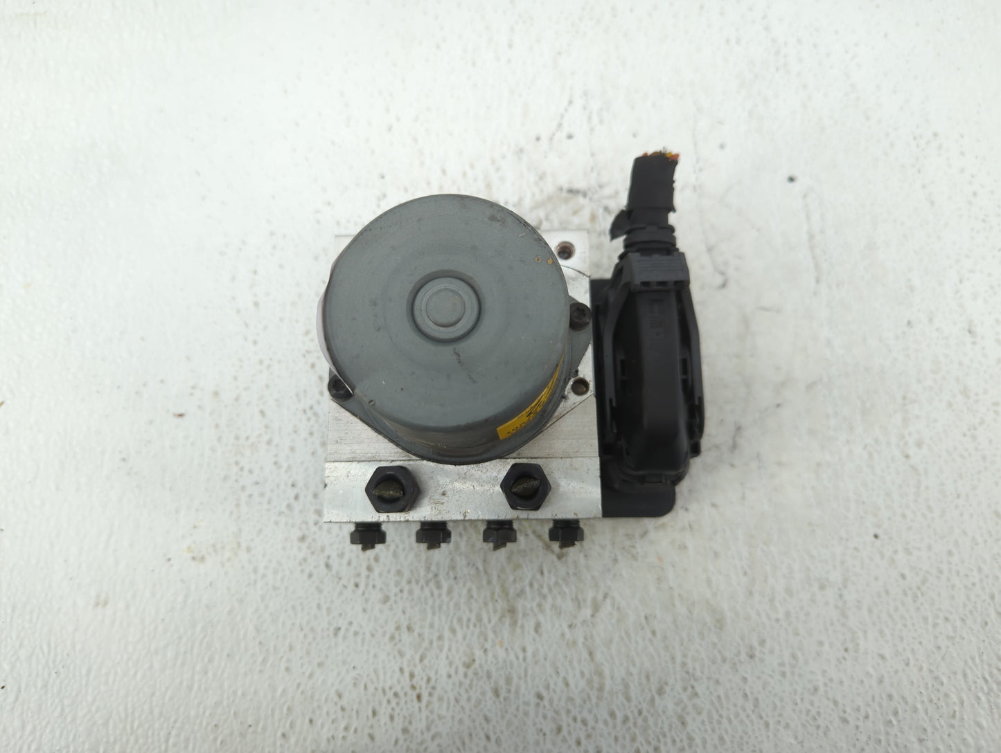 2016 Kia Soul ABS Pump Control Module Replacement P/N:61589-45200 Fits OEM Used Auto Parts - Oemusedautoparts1.com