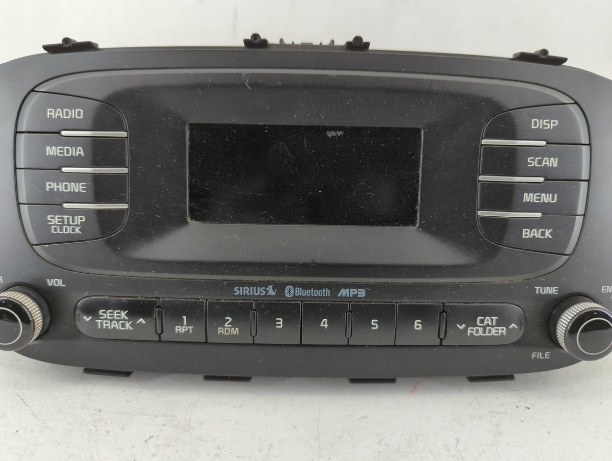 2014-2016 Kia Soul Am Fm Cd Player Radio Receiver 562796 - Oemusedautoparts1.com