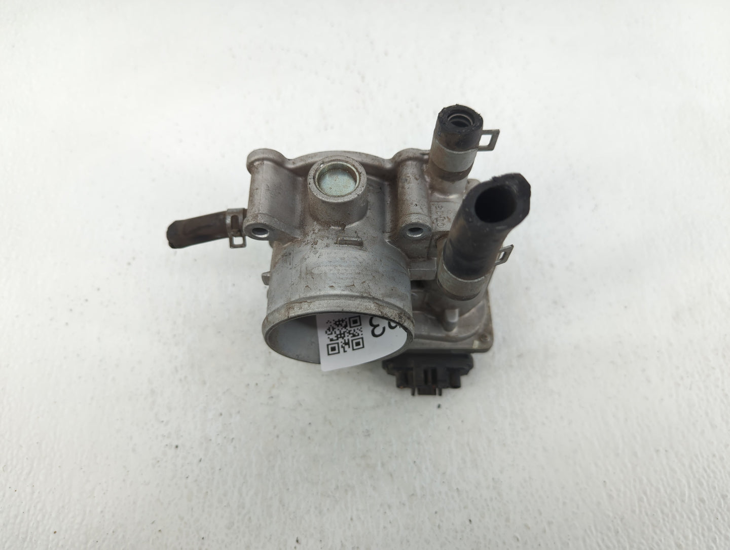 2012-2019 Kia Soul Throttle Body P/N:35100-2B600 Fits Fits 2012 2013 2014 2015 2016 2017 2018 2019 OEM Used Auto Parts - Oem