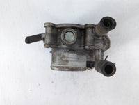 2012-2019 Kia Soul Throttle Body P/N:35100-2B300 Fits Fits 2012 2013 2014 2015 2016 2017 2018 2019 OEM Used Auto Parts - Oem