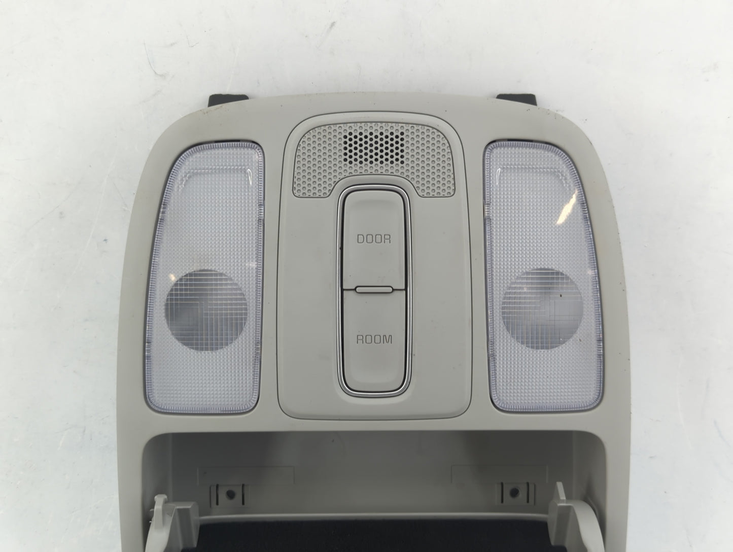2014-2019 Kia Soul Overhead Roof Console 585840 - Oemusedautoparts1.com