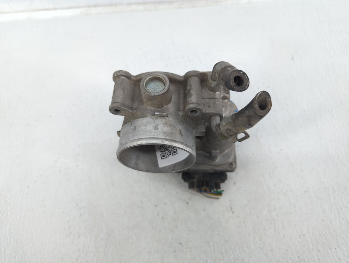 2014-2019 Kia Soul Throttle Body P/N:35100-2E000 Fits Fits 2011 2012 2013 2014 2015 2016 2017 2018 2019 2020 2021 OEM Used A