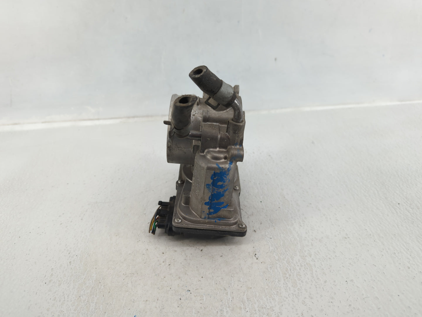 2014-2019 Kia Soul Throttle Body P/N:35100-2E000 Fits Fits 2011 2012 2013 2014 2015 2016 2017 2018 2019 2020 2021 OEM Used A
