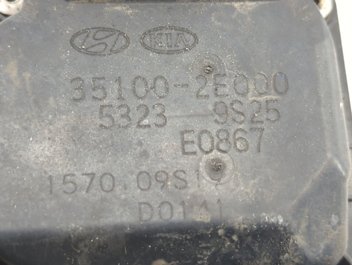 2014-2019 Kia Soul Throttle Body P/N:35100-2E000 Fits Fits 2011 2012 2013 2014 2015 2016 2017 2018 2019 2020 2021 OEM Used A