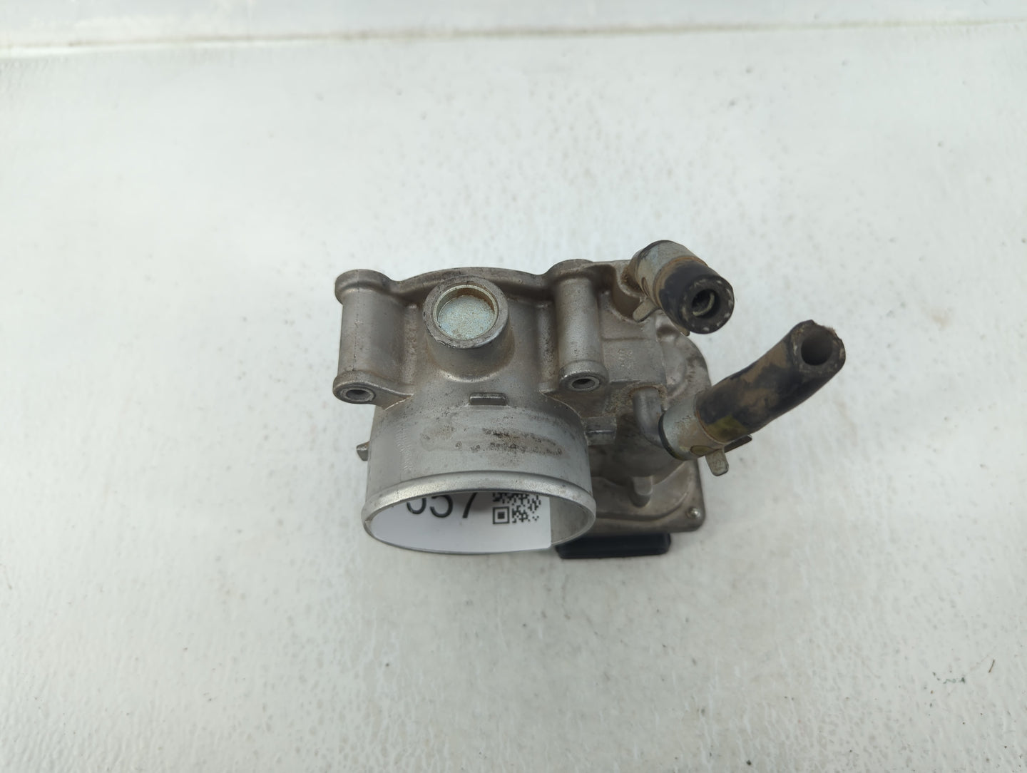 2014-2019 Kia Soul Throttle Body P/N:35110-2E000 Fits Fits 2011 2012 2013 2014 2015 2016 2017 2018 2019 2020 2021 OEM Used A