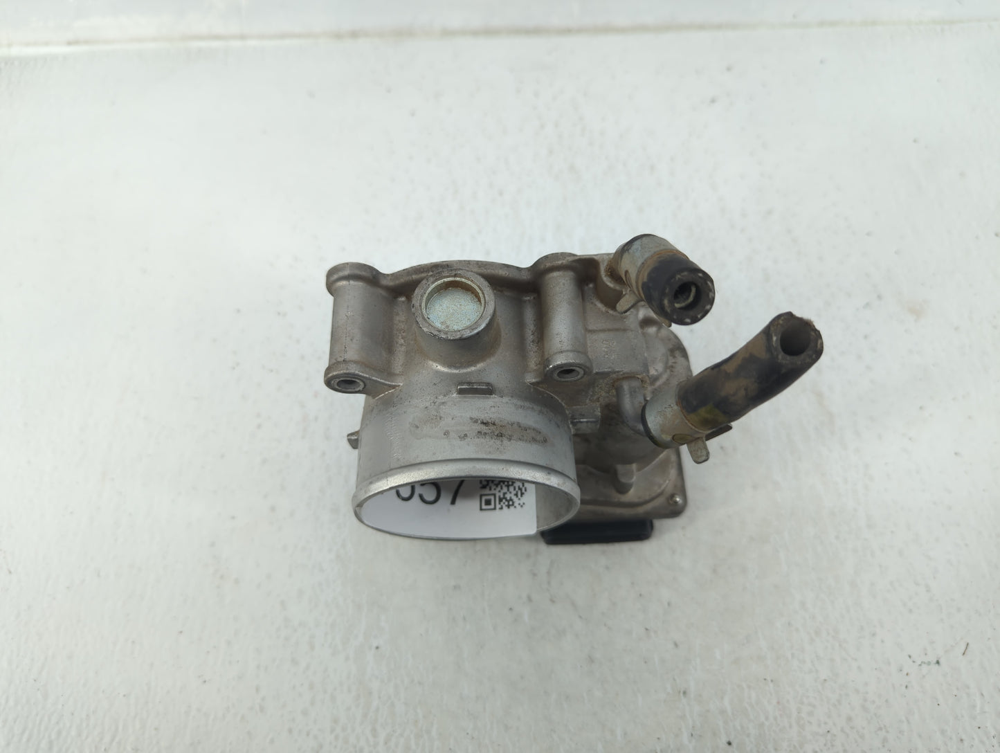 2014-2019 Kia Soul Throttle Body P/N:35110-2E000 Fits Fits 2011 2012 2013 2014 2015 2016 2017 2018 2019 2020 2021 OEM Used A