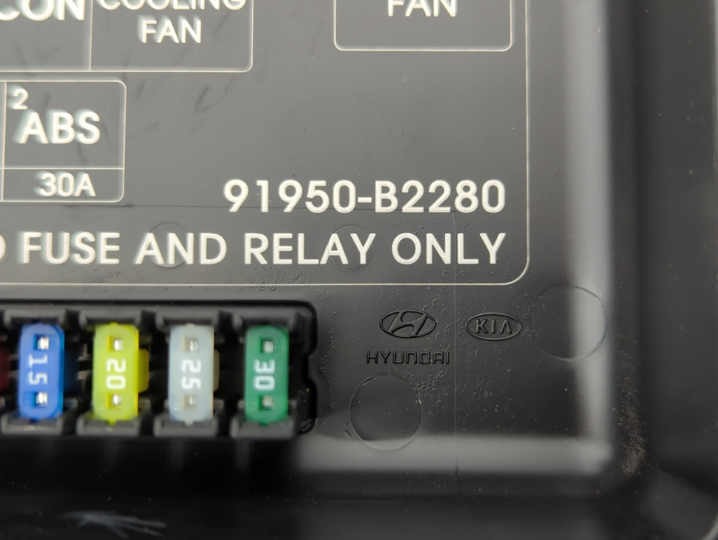 2016 Kia Soul Fusebox Fuse Box Panel Relay Module P/N:91416B2150 Fits OEM Used Auto Parts - Oemusedautoparts1.com