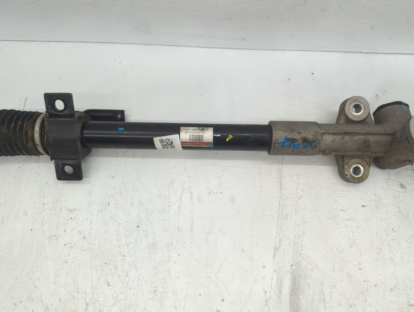 2014-2019 Kia Soul Rack and Pinion Steering Gear P/N:56500-E4000 Fits Fits 2014 2015 2016 2017 2018 2019 OEM Used Auto Parts