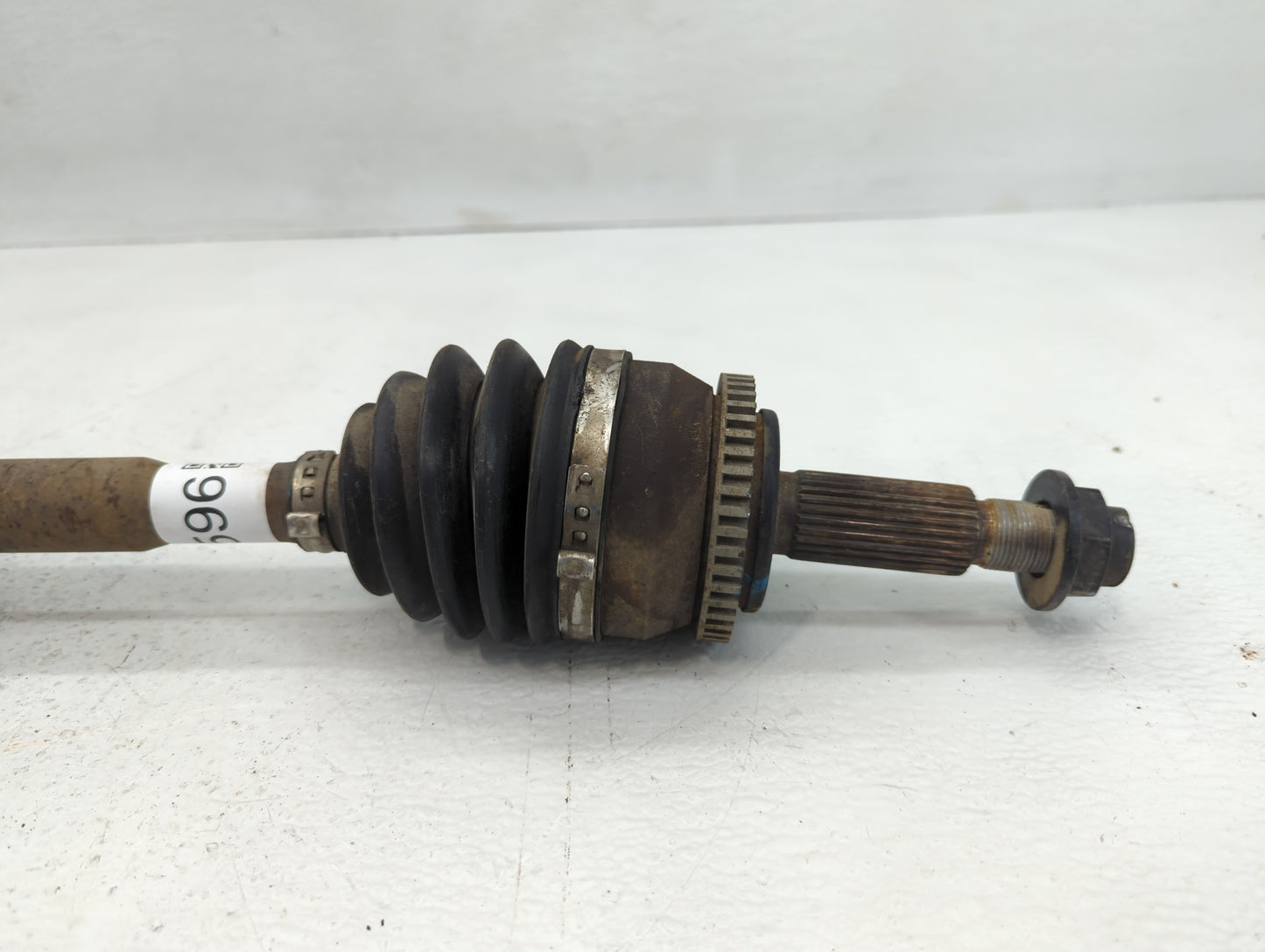 2014-2019 Kia Soul Axle Shaft Front Passenger Cv C/v - Oemusedautoparts1.com