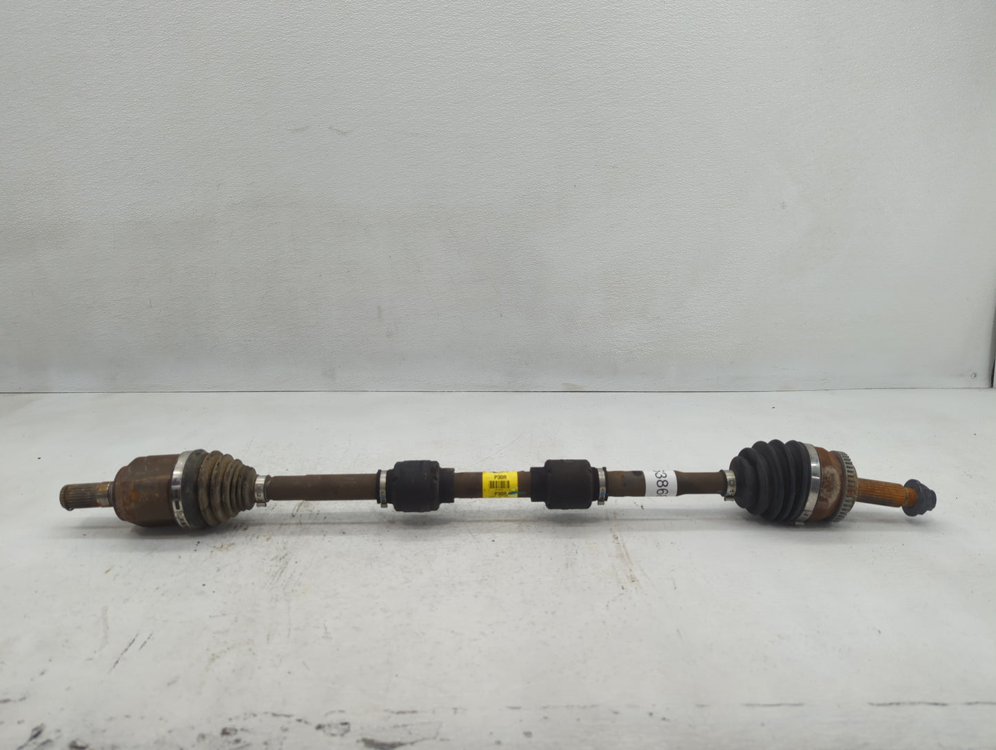 2014-2019 Kia Soul Axle Shaft Front Passenger Cv C/v - Oemusedautoparts1.com