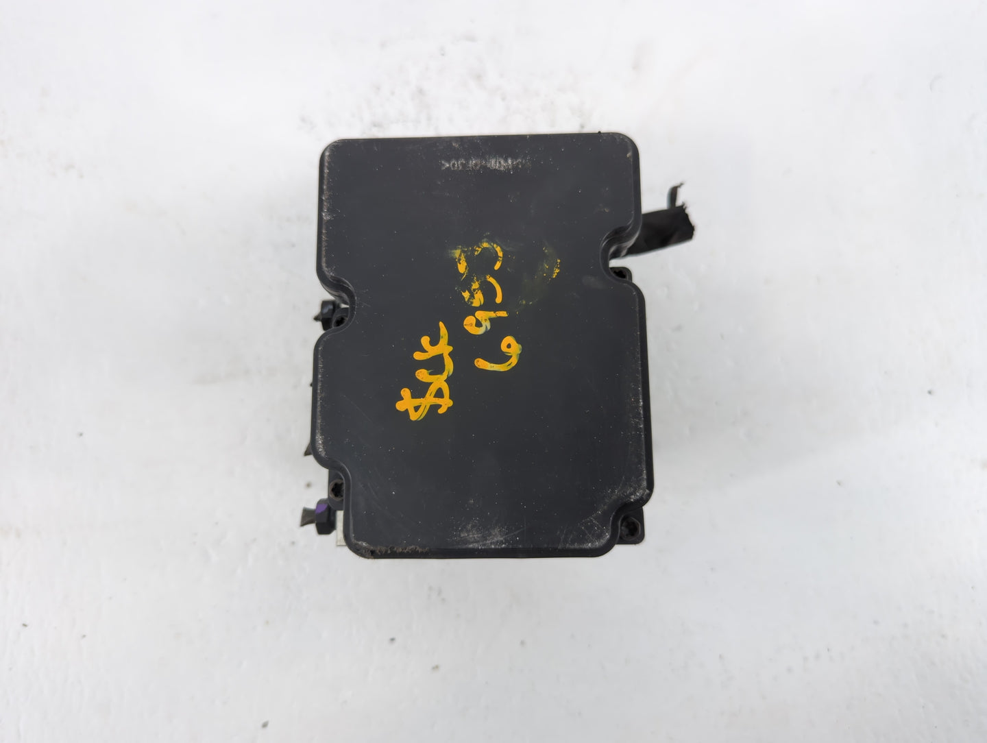 2016 Kia Soul ABS Pump Control Module Replacement P/N:B2589-22520 58920-B2720 Fits OEM Used Auto Parts - Oemusedautoparts1.c