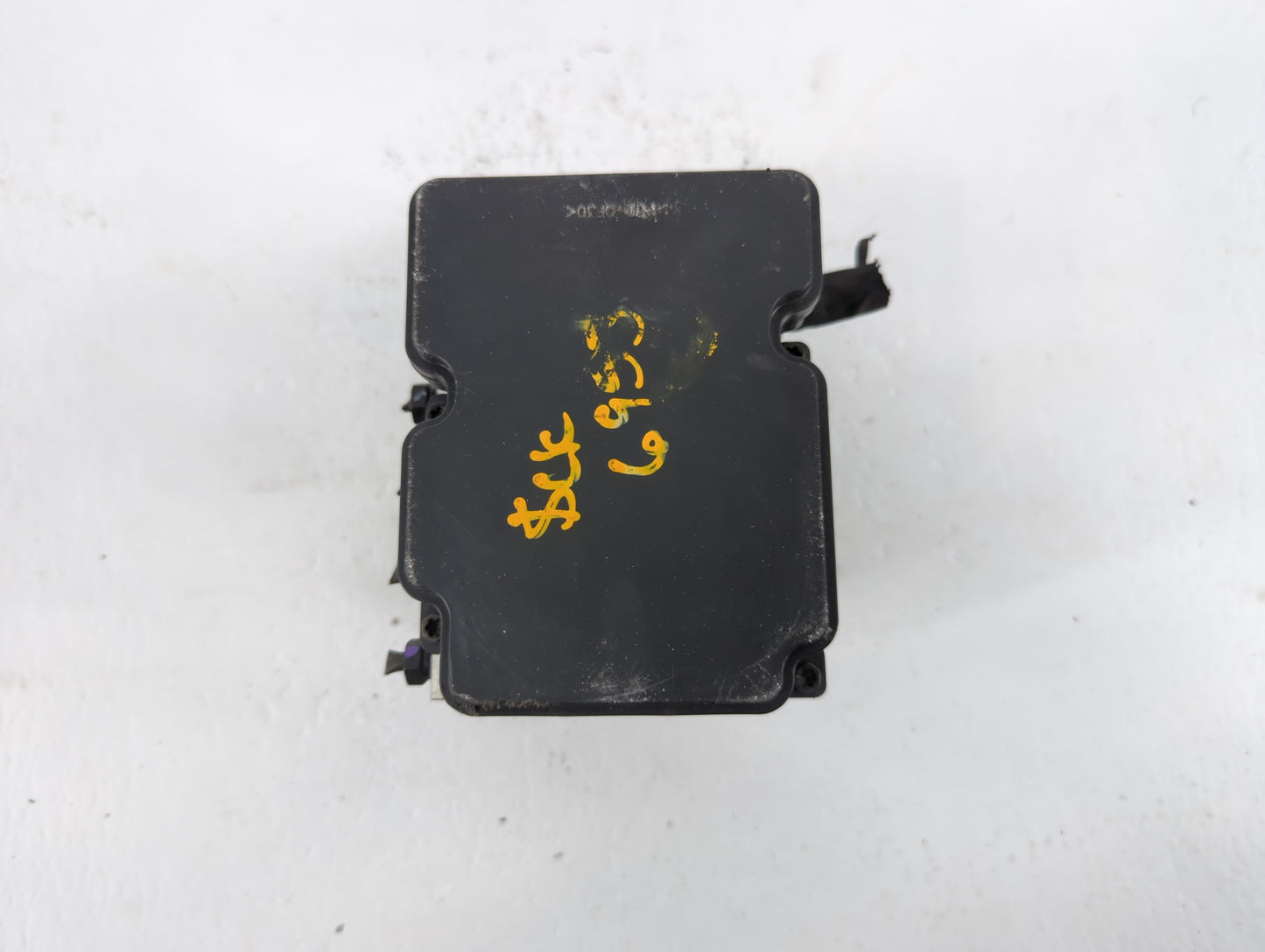 2016 Kia Soul ABS Pump Control Module Replacement P/N:B2589-22520 58920-B2720 Fits OEM Used Auto Parts - Oemusedautoparts1.c