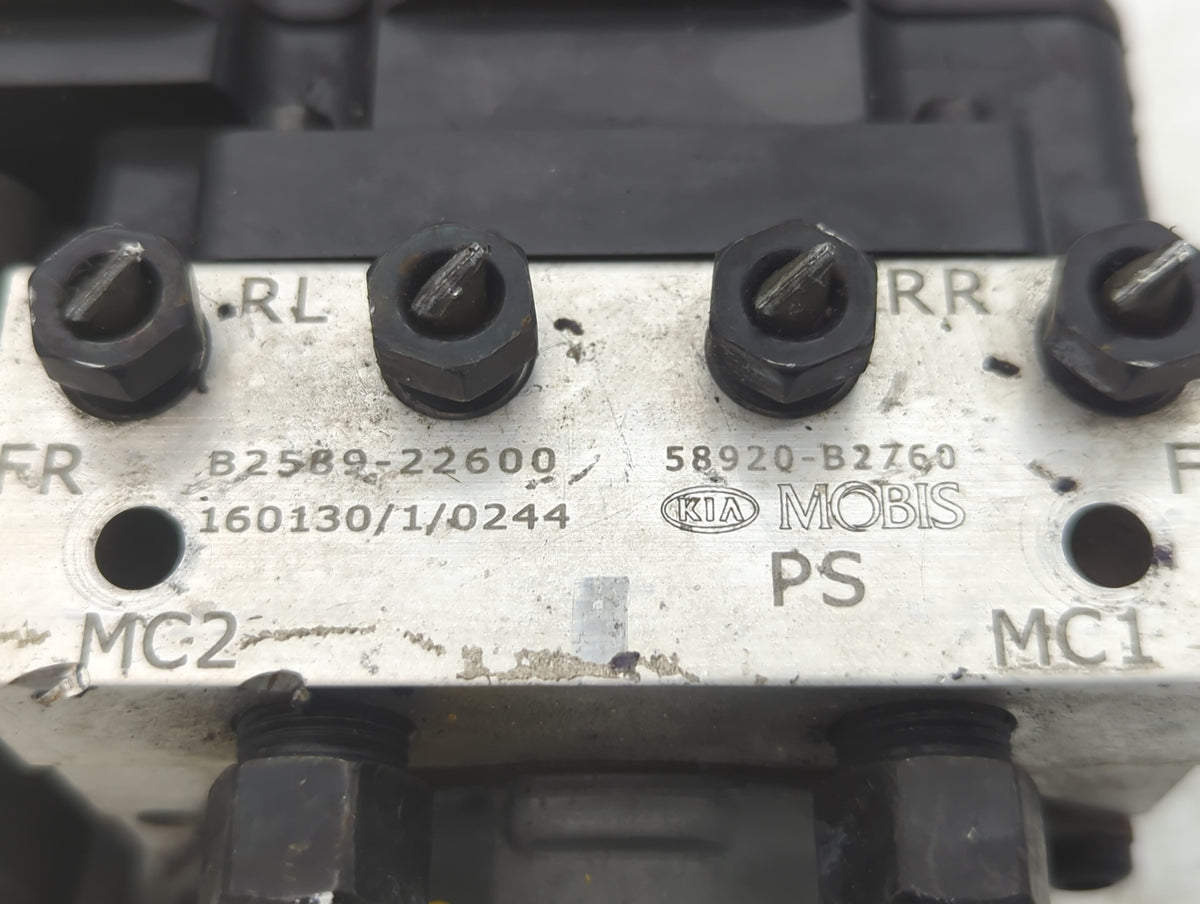 2016 Kia Soul Anti-Lock Brake ABS Pump Module Actuator OEM P/N:58920-B2760 Fits OEM Used Auto Parts - Oemusedautoparts1.com