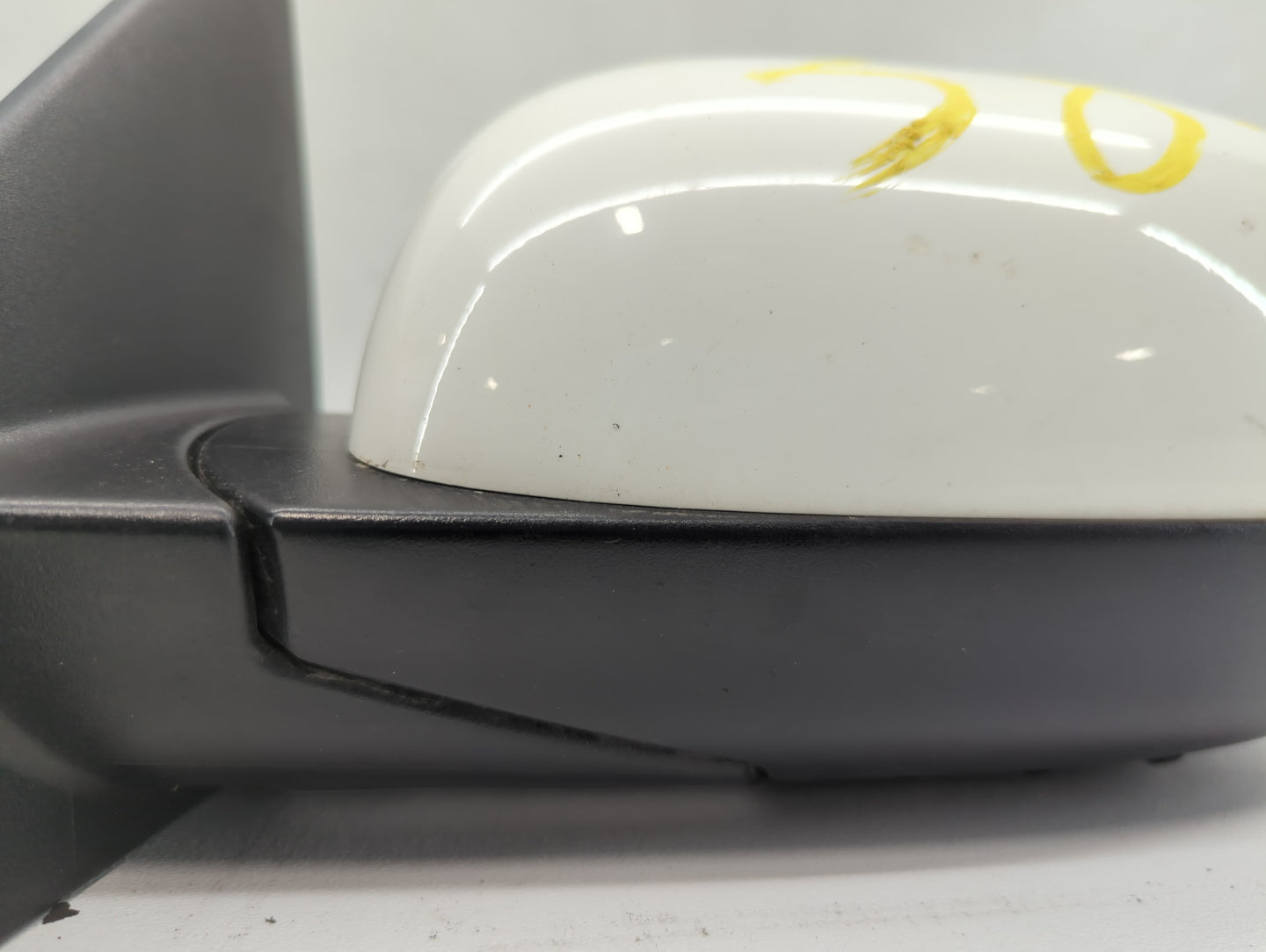 2014-2019 Kia Soul Driver Side View Mirror - Left Door Mirror OEM Used - Oemusedautoparts1.com