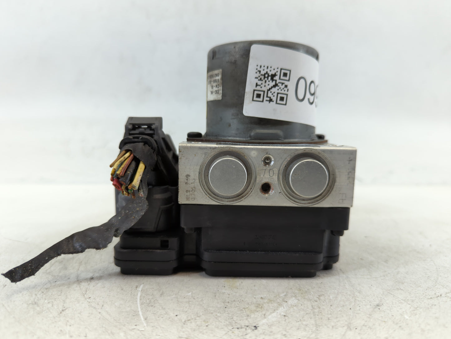2016 Kia Soul ABS Pump Control Module Replacement P/N:58920-B2720 B2589-22520 Fits OEM Used Auto Parts - Oemusedautoparts1.c