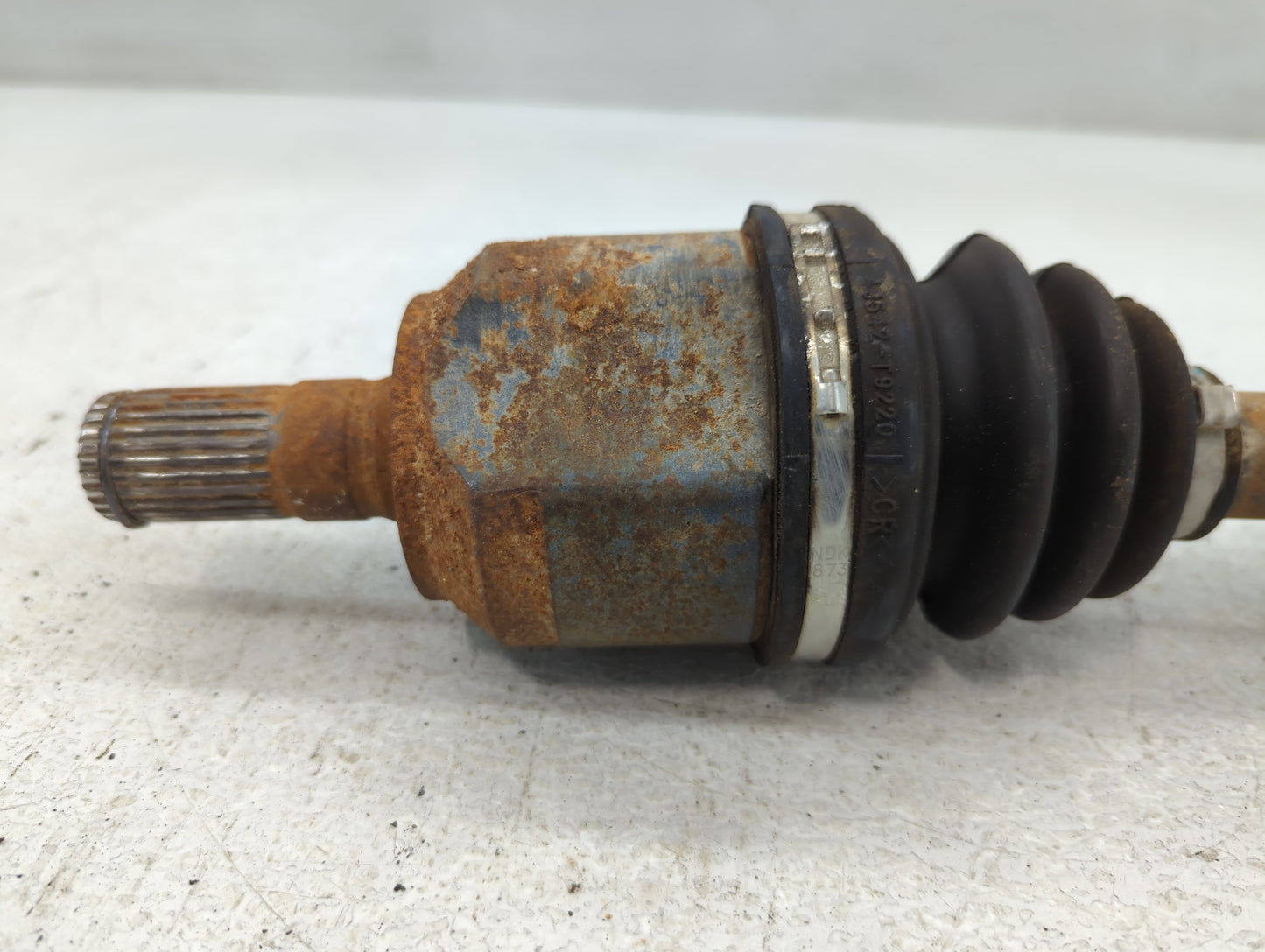2014-2019 Kia Soul Axle Shaft Front Driver Cv C/v - Oemusedautoparts1.com