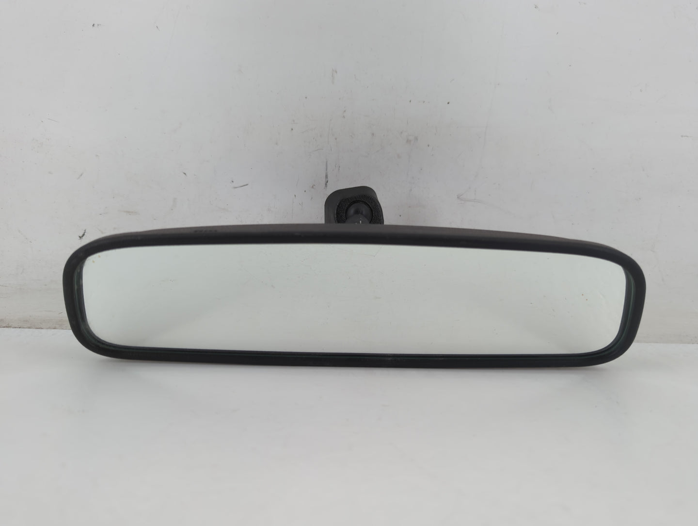 2010-2021 Kia Soul Interior Rear View Mirror Replacement OEM P/N:E4012143 Fits OEM Used Auto Parts - Oemusedautoparts1.com
