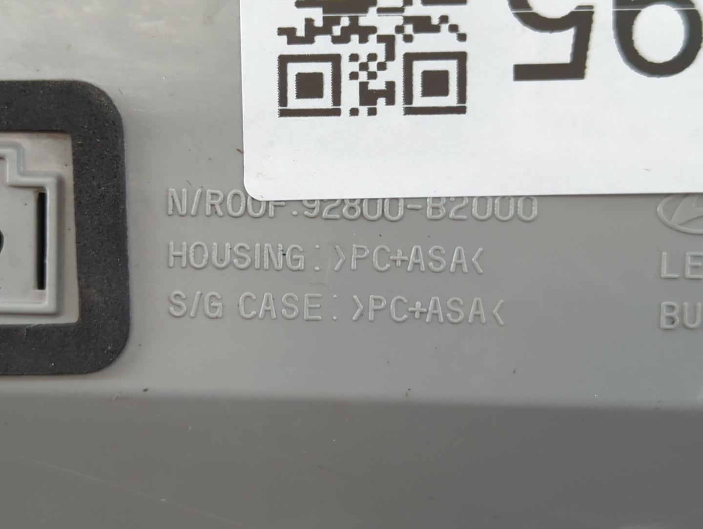 2014-2019 Kia Soul Overhead Roof Console 705995 - Oemusedautoparts1.com